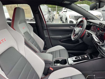 2025 Volkswagen Golf GTI Autobahn
