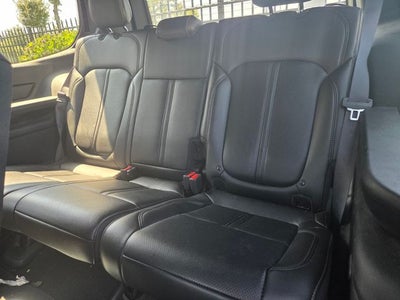 2024 Jeep Wagoneer Base