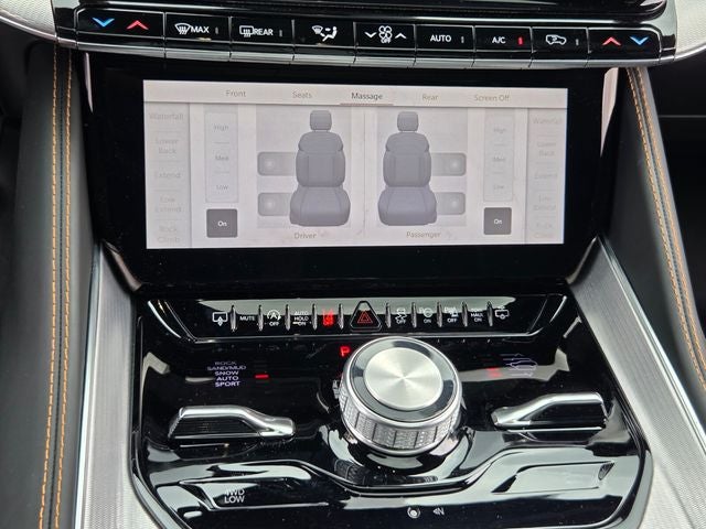 2023 Jeep Grand Wagoneer Series III