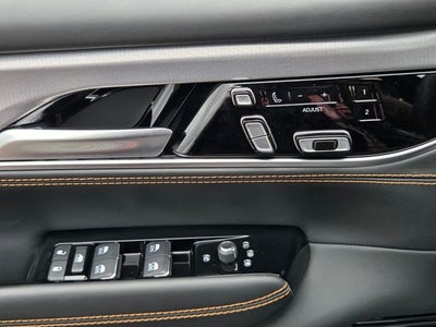 2023 Jeep Grand Wagoneer Series III