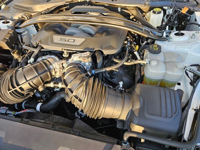 2025 Ford Mustang Dark Horse