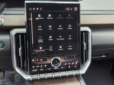 2025 GMC Acadia Denali