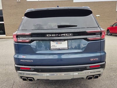 2025 GMC Acadia Denali