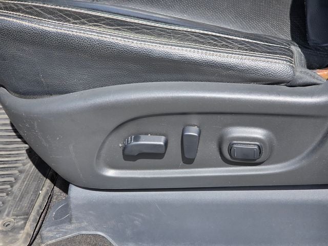 2020 Nissan Titan SL