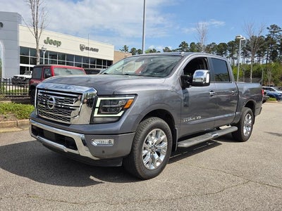 2020 Nissan Titan SL