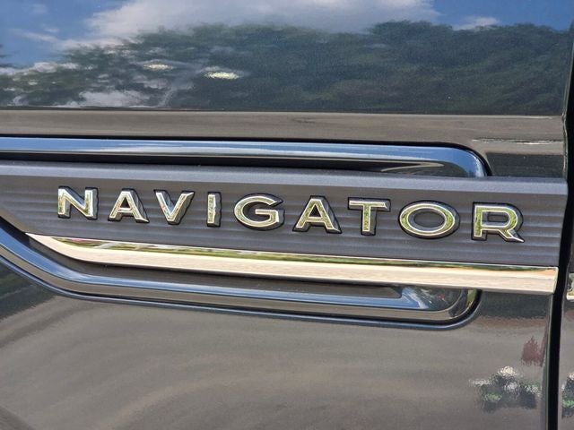 2024 Lincoln Navigator Premiere