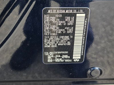 2024 INFINITI QX80 LUXE