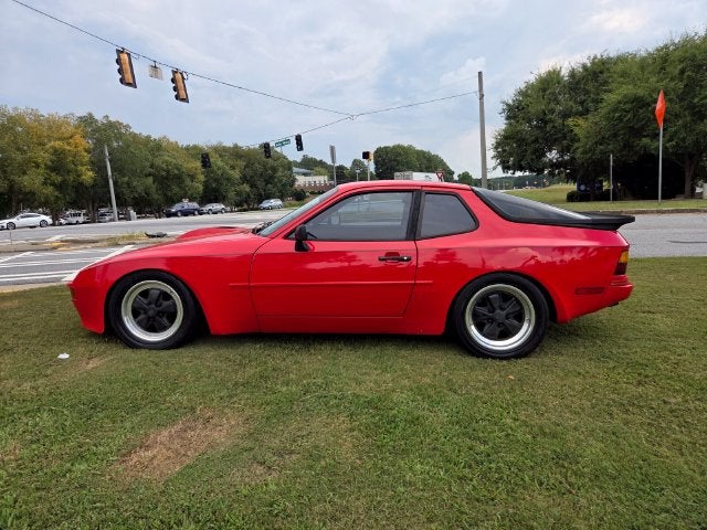 1986 Porsche 944 Base