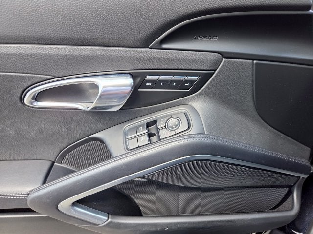2017 Porsche 911 Carrera