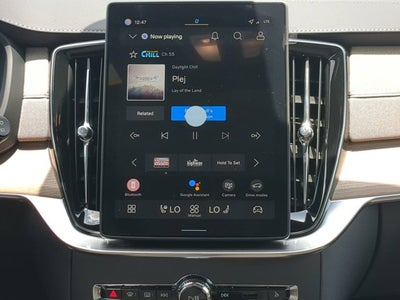 2026 Volvo XC90 Plus