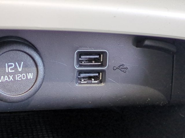 2021 Volvo XC40 Momentum