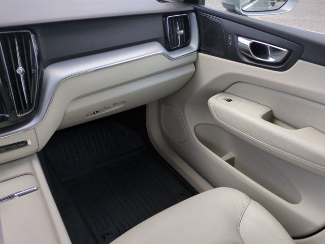 2020 Volvo XC60 Momentum