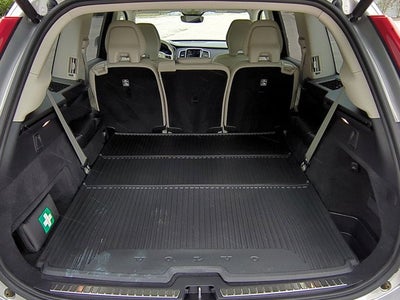 2024 Volvo XC90 Recharge Plug-In Hybrid Plus Bright Theme