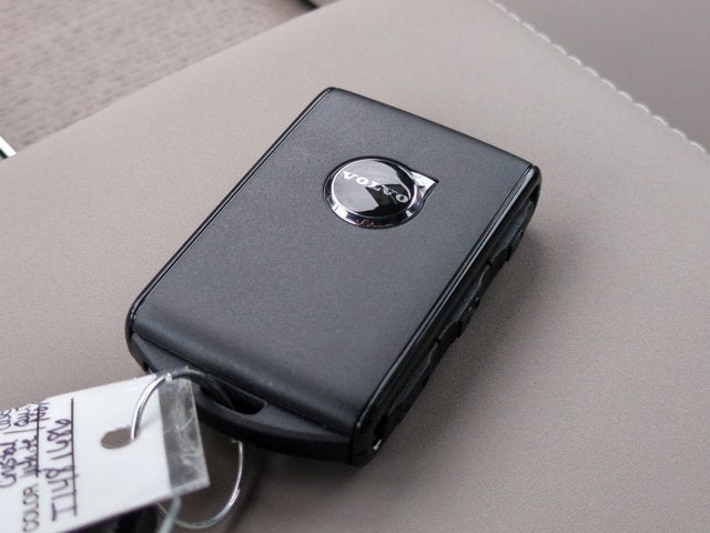 2026 Volvo XC90 Plug-In Hybrid Core