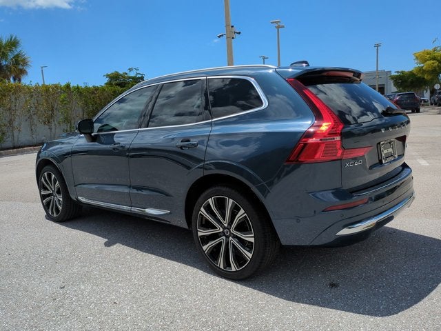 2023 Volvo XC60 Ultimate Bright Theme