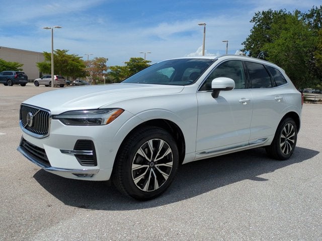 2023 Volvo XC60 Plus Bright Theme