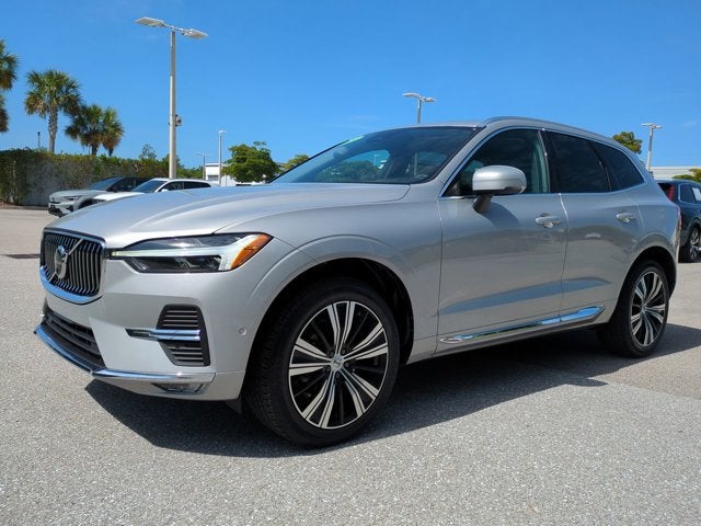 2023 Volvo XC60 Plus Bright Theme