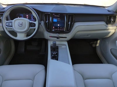 2023 Volvo XC60 Plus Dark Theme