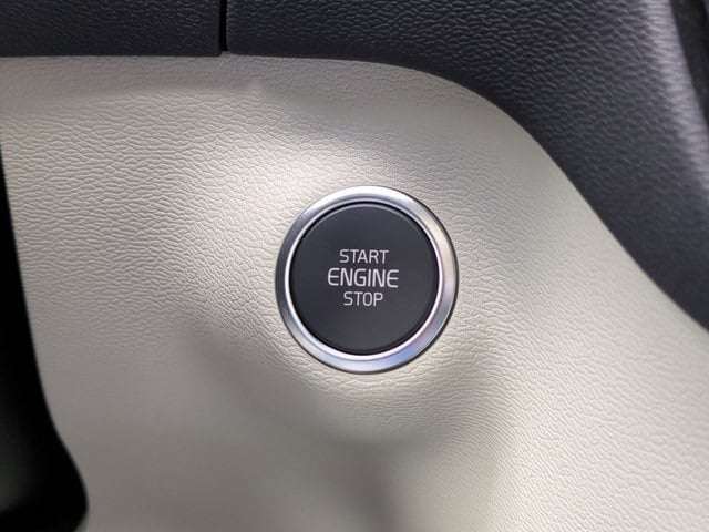 2026 Volvo XC40 Plus