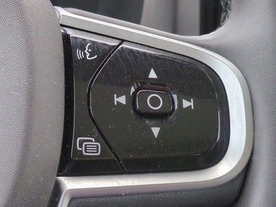 2025 Volvo XC60 Plus