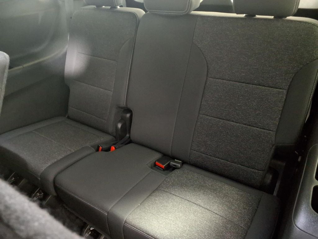 2024 Chevrolet Traverse LS