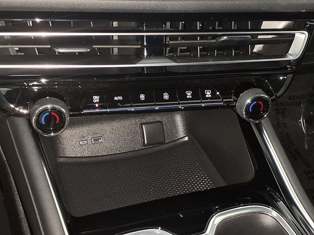 2024 Chevrolet Traverse LS