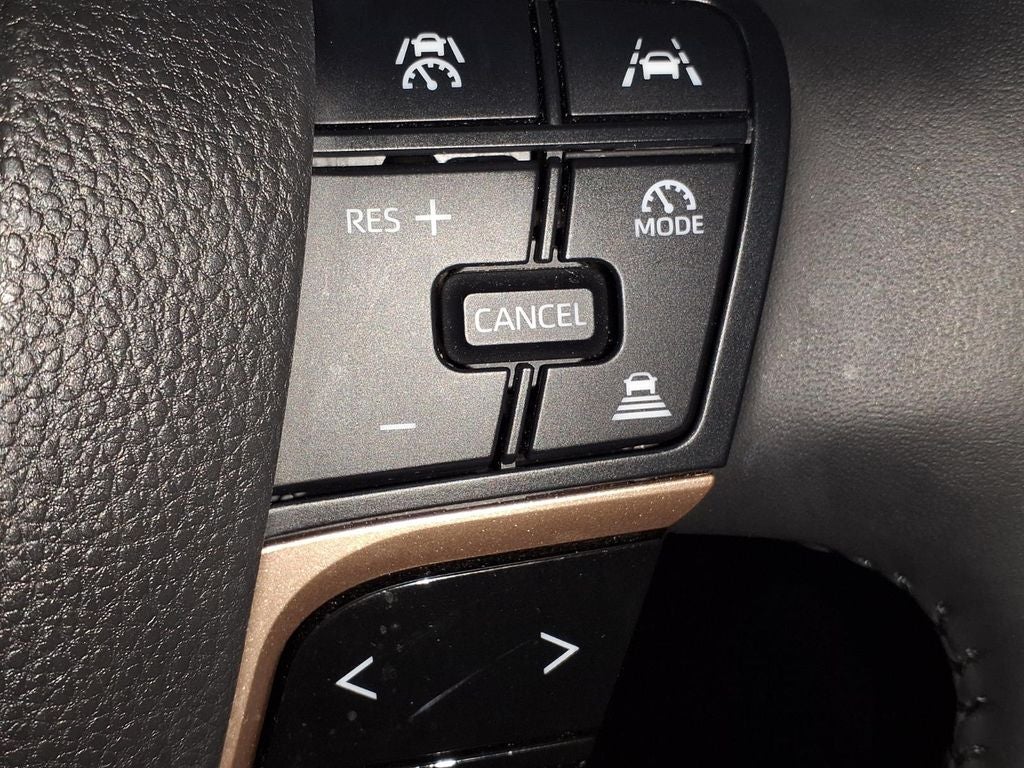 2023 Toyota Crown XLE