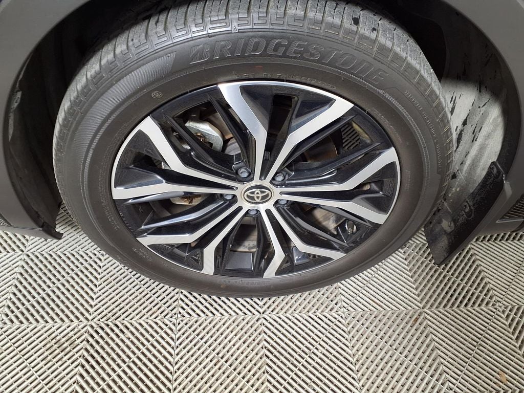 2023 Toyota Crown XLE