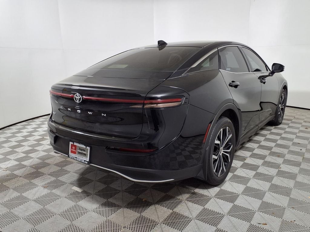 2023 Toyota Crown XLE