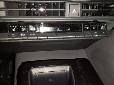 2025 Toyota Crown Signia Limited