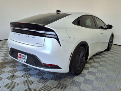 2026 Toyota Prius Plug-In Hybrid SE