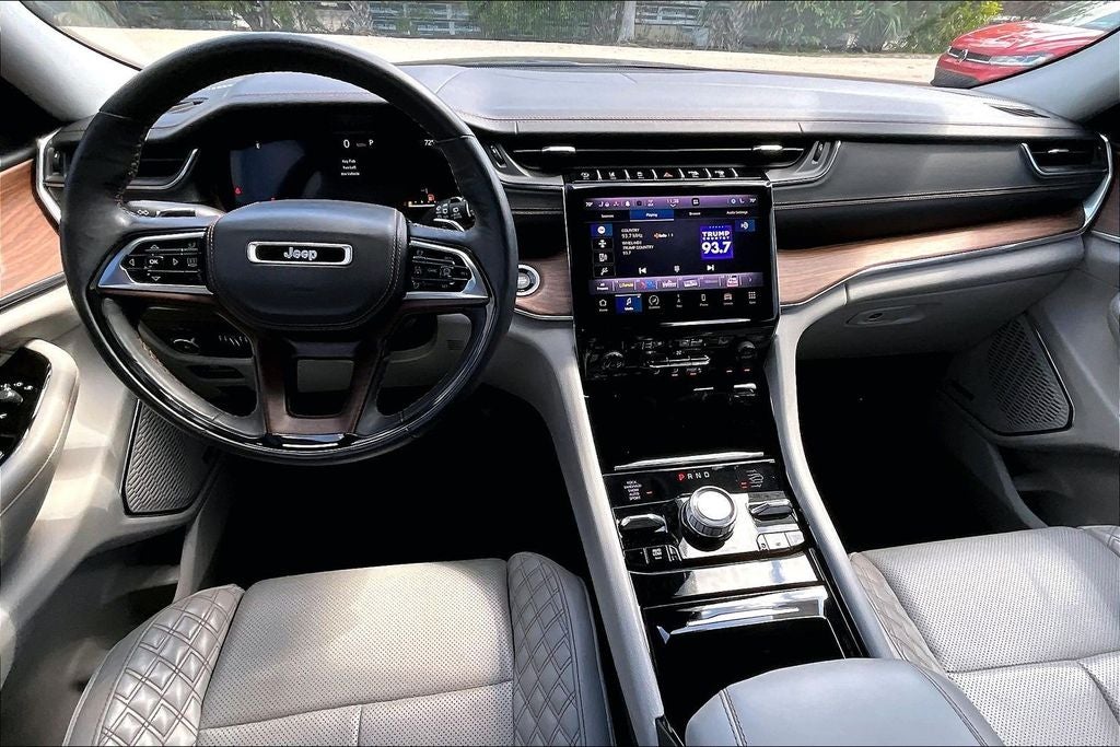 2022 Jeep Grand Cherokee L Summit