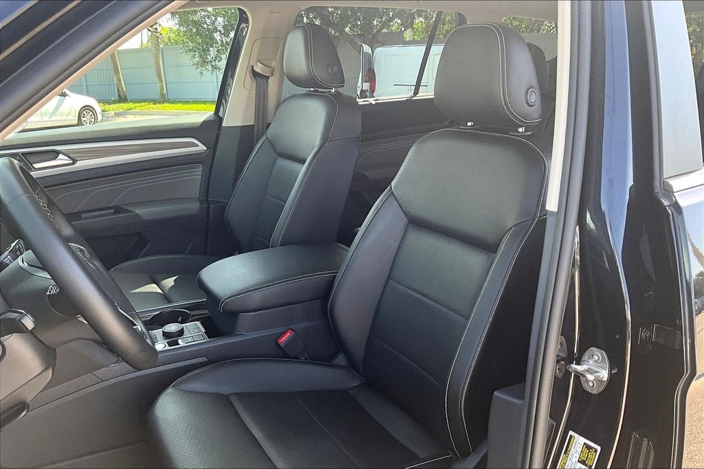 2023 Volkswagen Atlas SEL