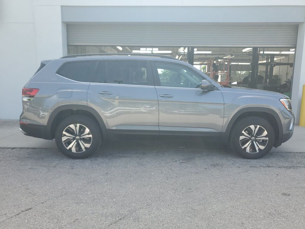 2024 Volkswagen Atlas 2.0T SE