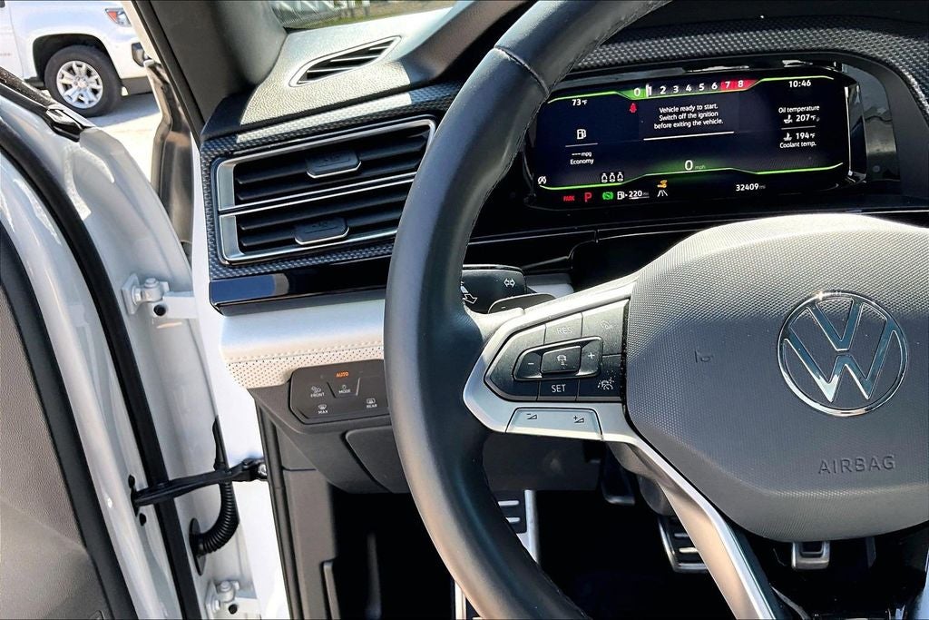 2024 Volkswagen Atlas Cross Sport 2.0T SEL Premium R-Line