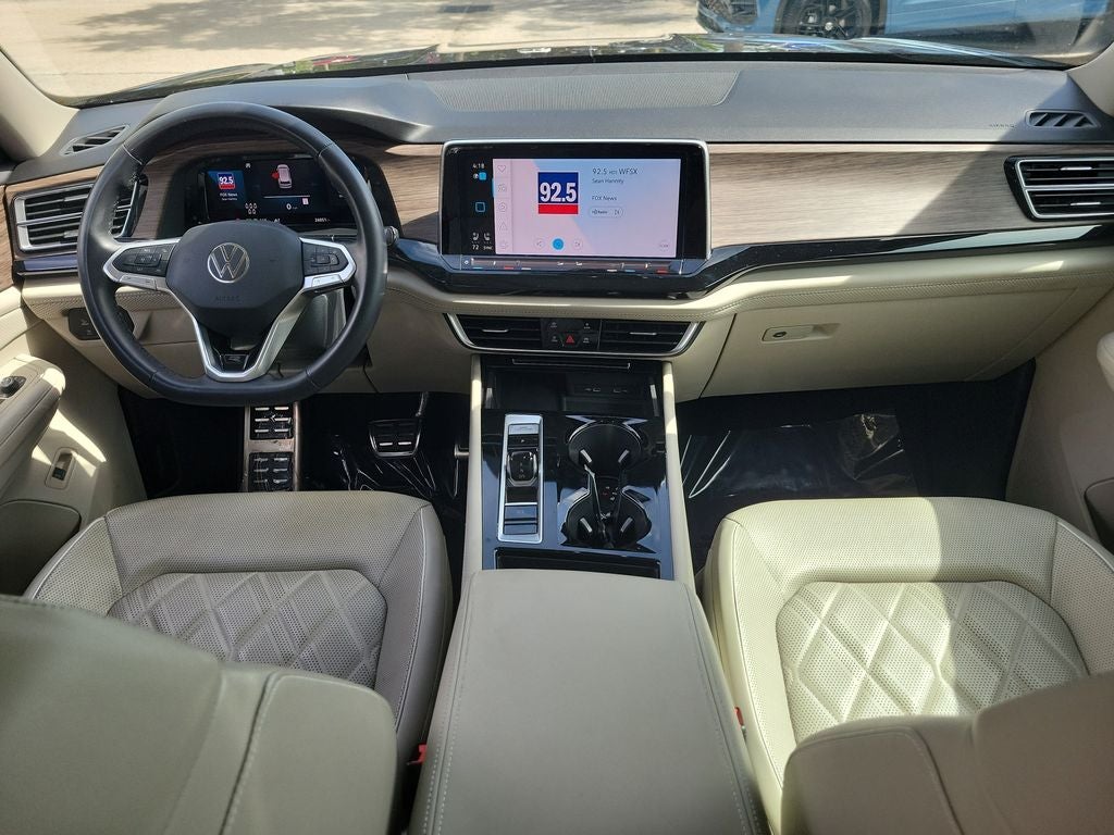 2024 Volkswagen Atlas 2.0T SEL Premium R-Line