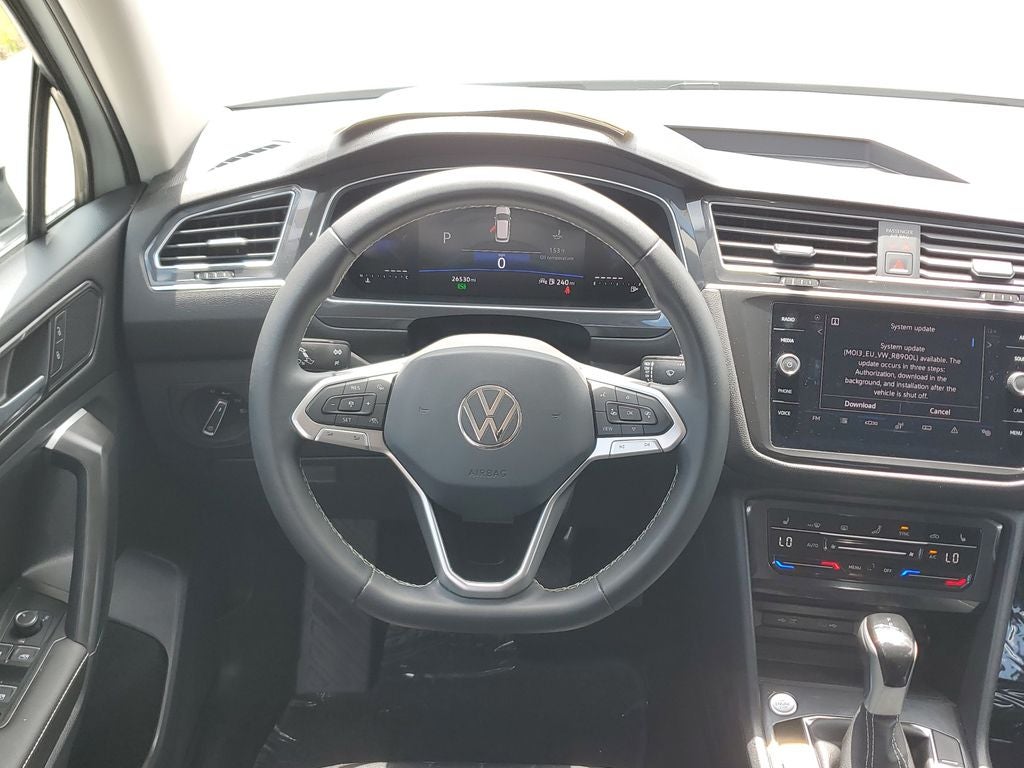 2023 Volkswagen Tiguan 2.0T SE