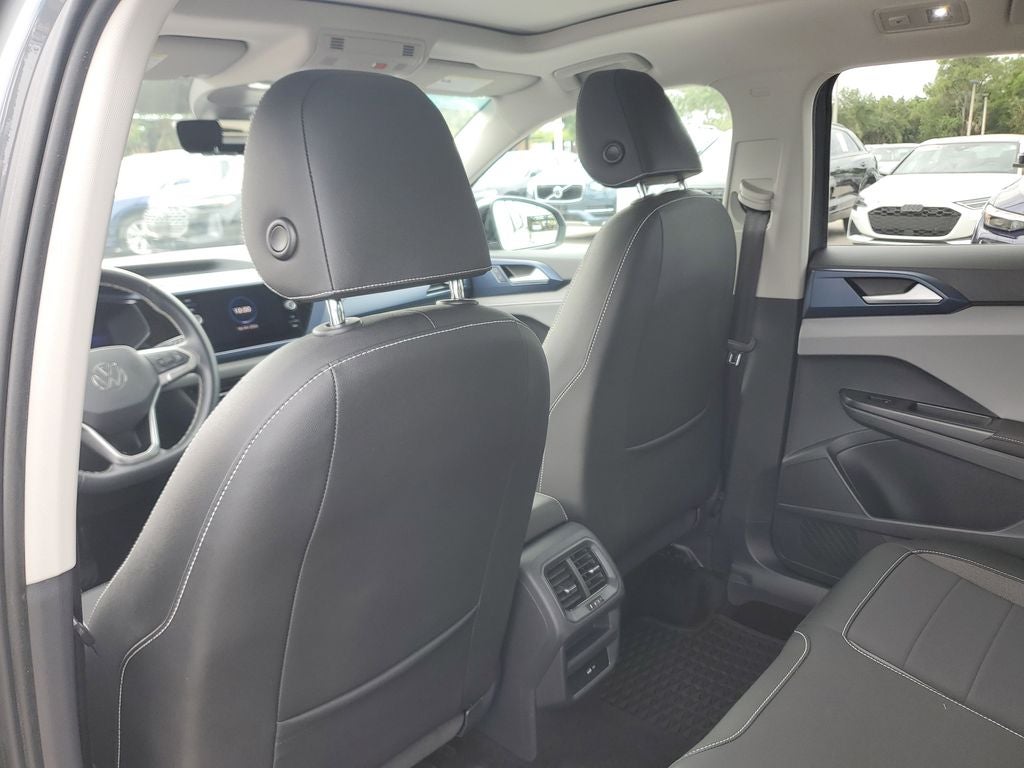 2024 Volkswagen Taos 1.5T SE