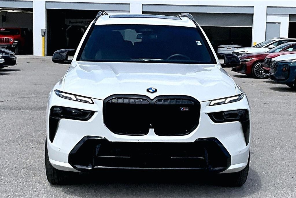 2026 BMW X7 M60i