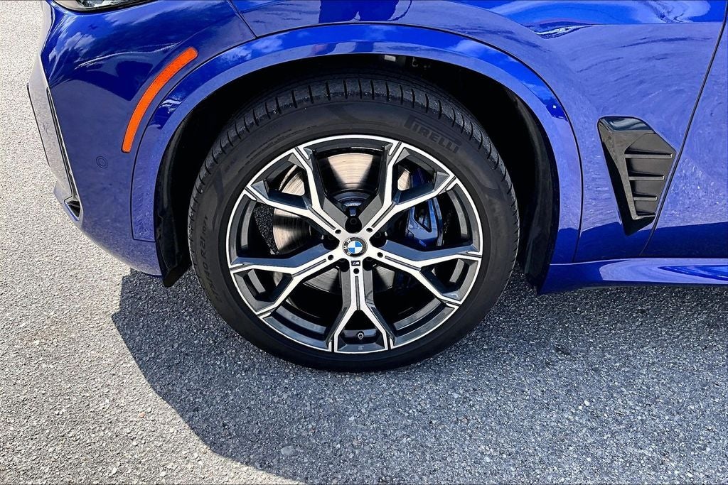 2026 BMW X5 M60i