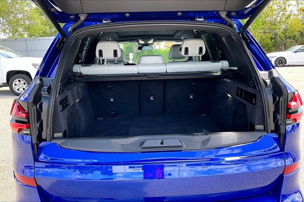 2026 BMW X5 M60i