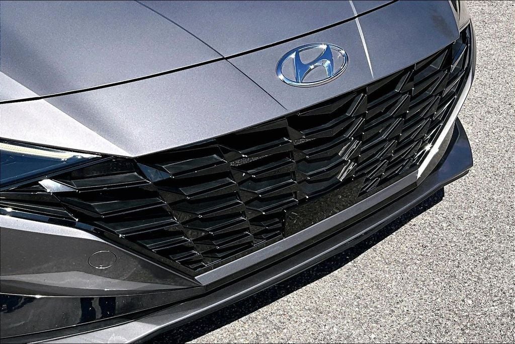 2022 Hyundai Elantra Limited