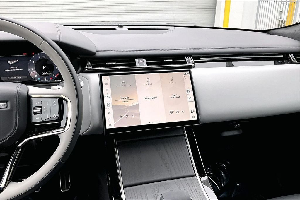 2026 Land Rover Range Rover Velar Autobiography