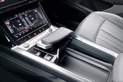 2024 Audi Q8 e-tron Premium Plus quattro