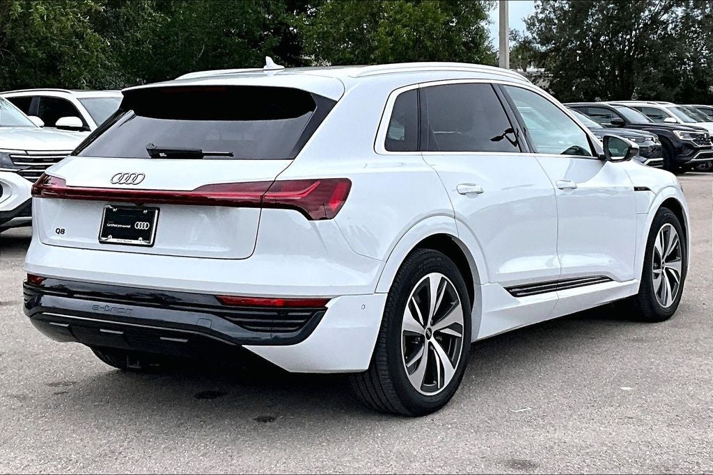 2024 Audi Q8 e-tron Premium Plus quattro