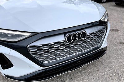 2024 Audi Q8 e-tron Premium Plus quattro