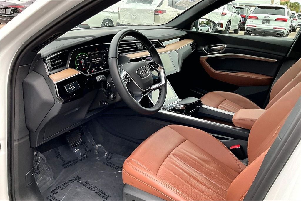 2024 Audi Q8 e-tron Premium Plus quattro