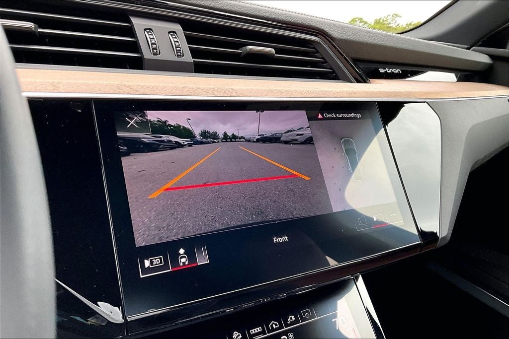 2024 Audi Q8 e-tron Premium Plus quattro