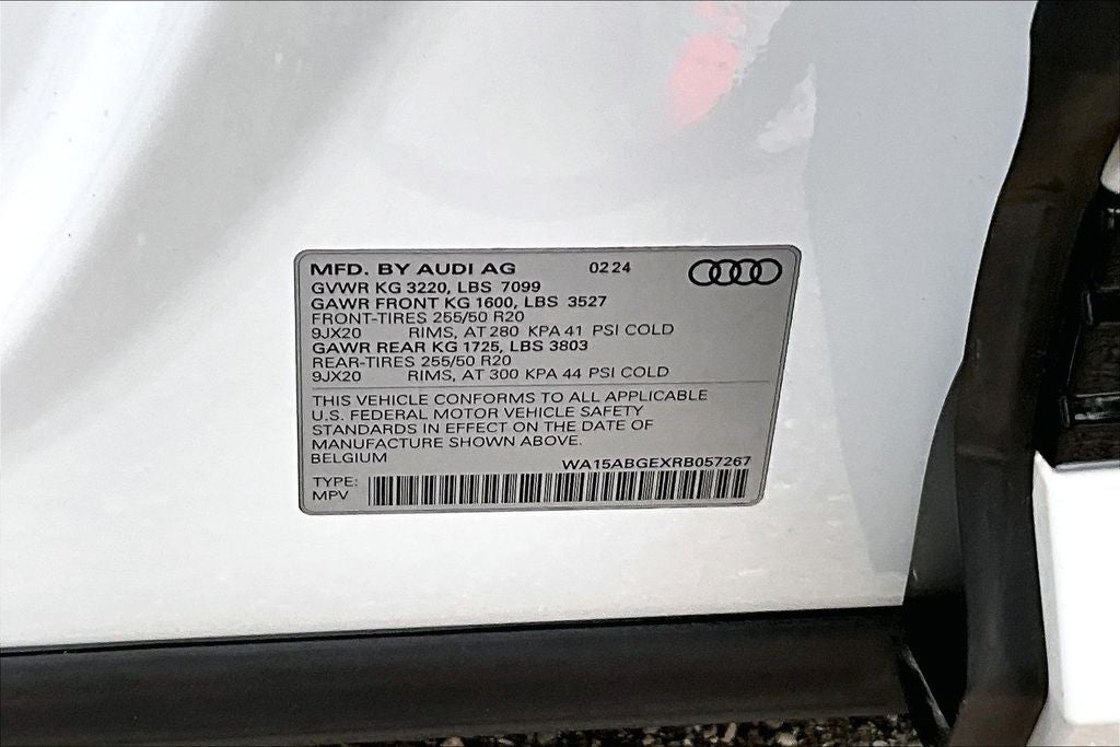 2024 Audi Q8 e-tron Premium Plus quattro