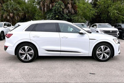 2024 Audi Q8 e-tron Premium Plus quattro